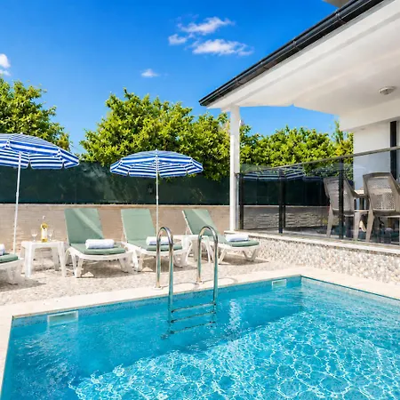 Villa Azalea 1